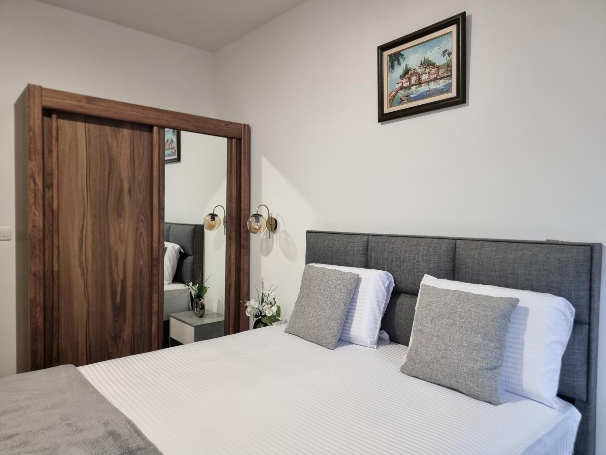Adriatic Apartments Budva Exterior photo